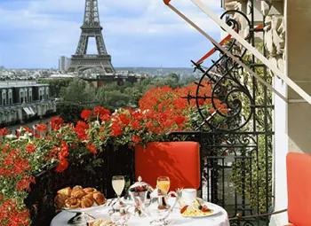 Plaza Athenee 5*